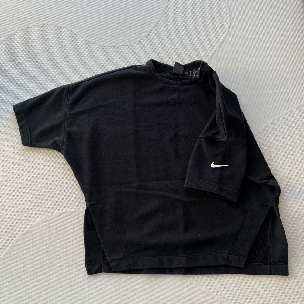 COPY - Nike short sleeved sweatshirt
